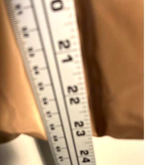 Girl's DKNY Carmel Brown Puffer Coat SZ 7/8P NEW - Picture 3 of 5